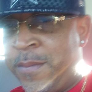 Meet your Posher, Leon